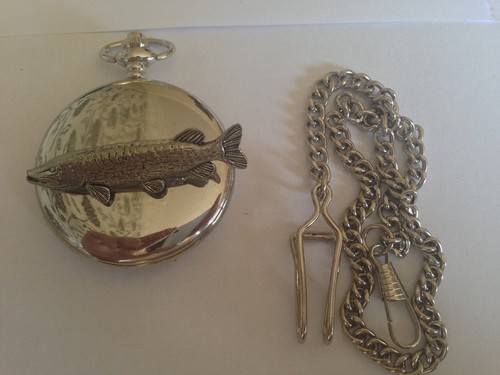 F40 pike emblem - pike, on