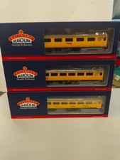 Bachmann Network Rail  MK2f