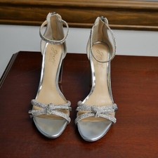 Jewel Badgley Mischka Women's