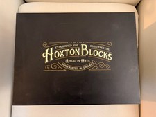 Hoxton blocks the sammy - the,