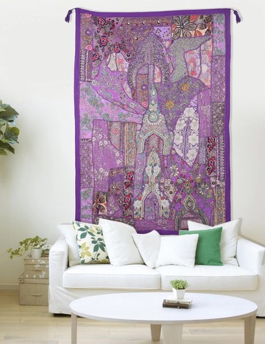 Hard massive embroidered wall - massive,