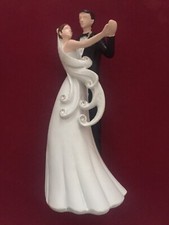 Elegant Bride And Groom