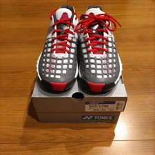 Men 8.5US Yonex Sht-17M