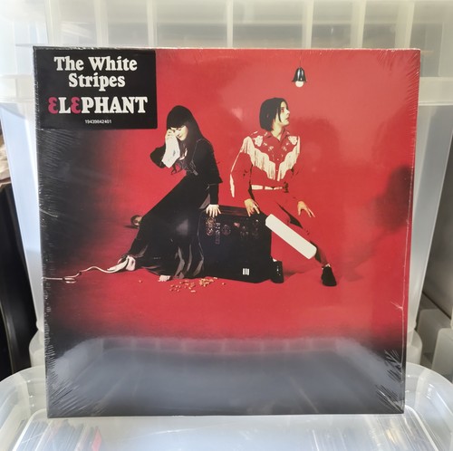 The white stripes elephant - white,