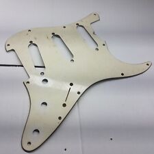 1982 FENDER STRATOCASTER AVRI