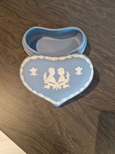 Royal wedding wedgwood heart - wedding,
