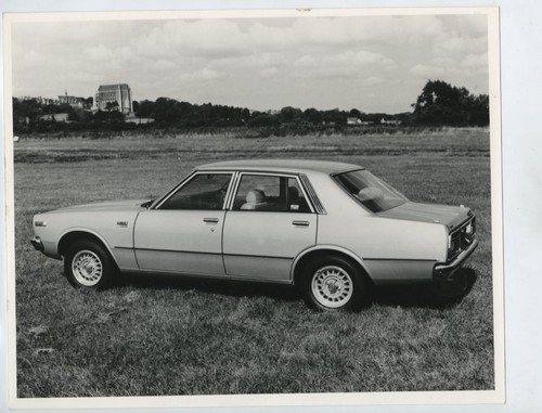 Datsun laurel six motor car - laurel,