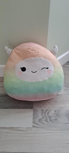 Inch yara the rainbow yeti - inch,