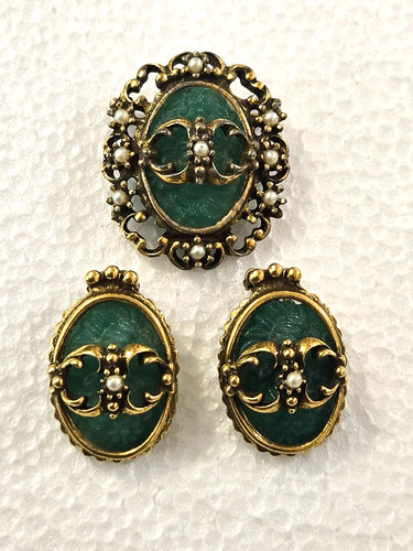 Judy lee spanish moss brooch - judy,