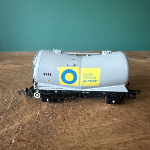 Hornby blue circle cement - blue,