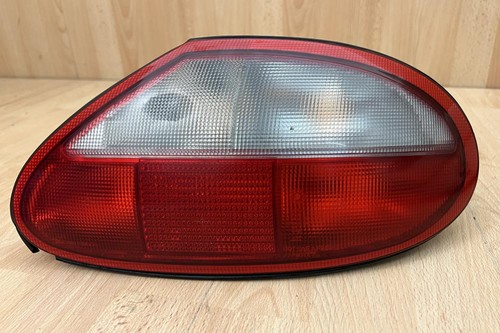 Right rear tail light lamp - right,
