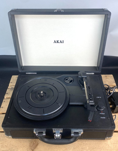 Akai a60024 retro - retro, briefcase