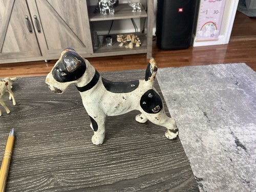 Vintage cast iron fox terrier - cast,