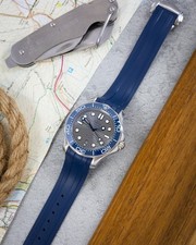 FOR OMEGA SEAMASTER RUBBER FKM 20MM WATCH STRAP WITH DEPLOYMENT CLASP - BLUE