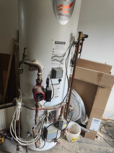 Heatrae sadia white hot water - white,