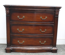 WILLIS & GAMBIER CHESTNUT HILLS CHEST OF 3 DRAWERS