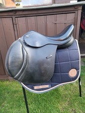 GFS MONARCH JUMP 16.5 Adjustable Saddle
