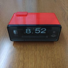 SEIKO QN450R Retro Flip Clock