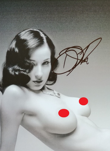 Dita von teese queen - dita,