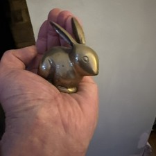 Rabbit sculpture / figurine /