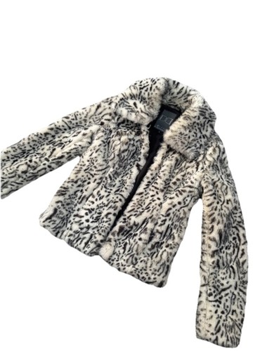 Snow leopard print faux - faux, fur