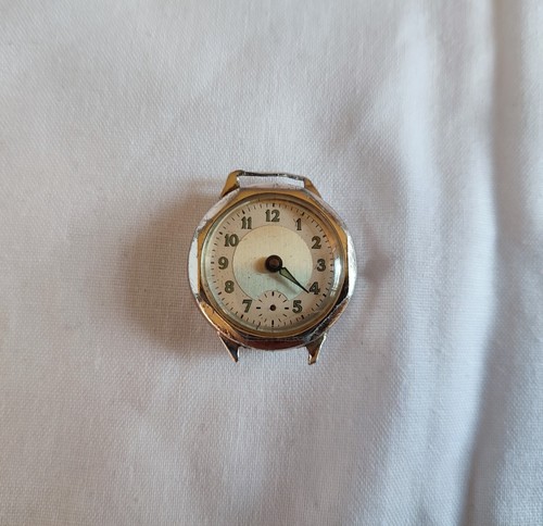 Ladies pale gold tone - gold, mech