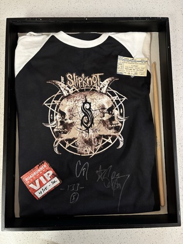 Slipknot signed shirt - signed,