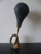 An Antique Bulb Type Veteran Car Brass Horn. Veteran Car Rubber Bulb Brass Horn
