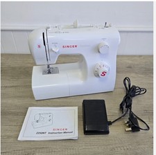 SINGER Tradition 2250 Sewing