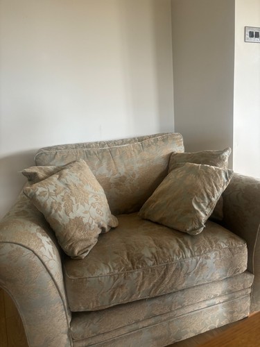 Snuggle chair used but - but, good