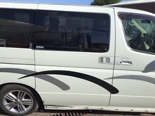 NISSAN ELGRAND E51 REAR SLIDING DOOR DRIVER RIGHT SIDE DOOR BARE BREAKING