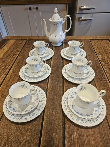 Royal albert bone china - royal,