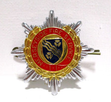 OBSOLETE ORIGINAL 1985 MERSEYSIDE ENAMEL FIRE SERVICE Cap Badge