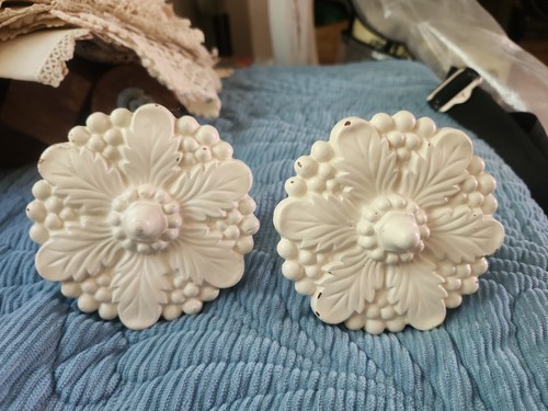 Pair antique cast iron - ,