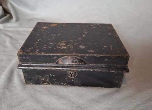 Vintage deed trinket - vintage, box