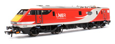 NEW Hornby R30451 LNER Class