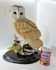 VERY LARGE COUNTRY ARTISTS