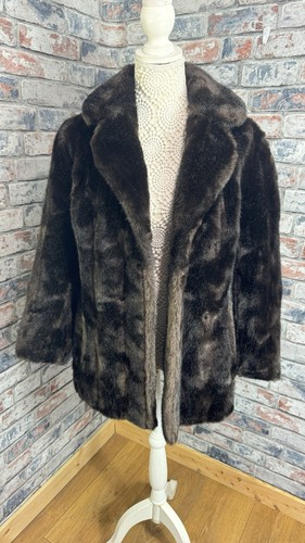 Vintage english lady faux fur - vintage,