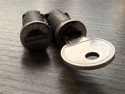 Thule one key lock - one-key, barrels