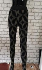 Black & Gold Atmosphere