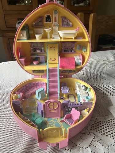 Lucy locket polly - lucy, pocket