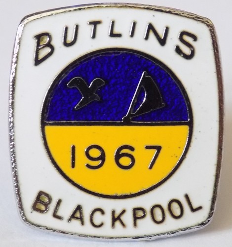 Butlins badge blackpool 1967 - badge,