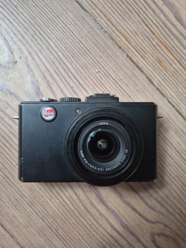 Leica lux5 digital camera - leica,