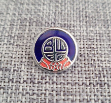 BOLTON WANDERERS FC ENAMEL BADGE