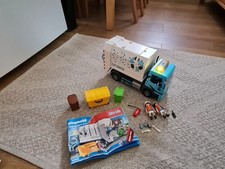 Playmobil City Life Recycling Truck 70885 with Flashing Lights + Rubbish Bins