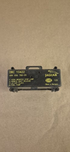 Jaguar xj40 relay module - jaguar, dbc