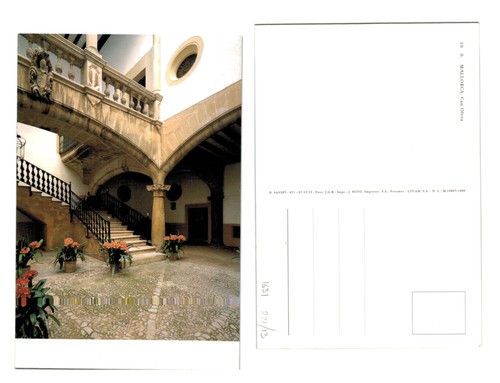 Postcard courtyard of - -, can