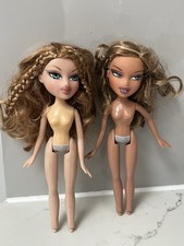 Bratz Dolls Bundle.