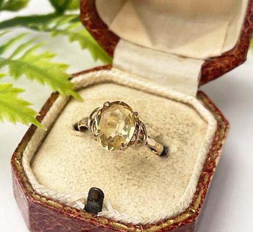 Second hand 9ct gold - hand,