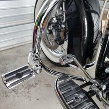 Chrome Motorcycle Highway Foot Pegs Rest Mount 32mm Crash Bar For Harley Touring